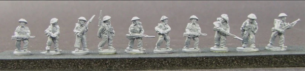 British Infantry Section 43-45 Advancing